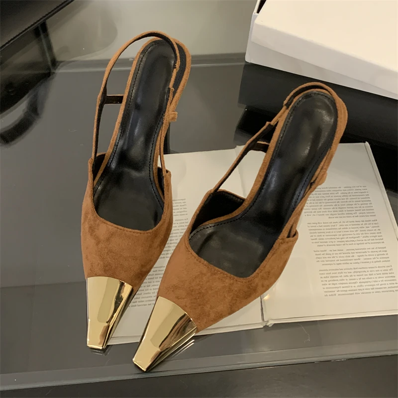 Aneikeh 2025НОВАЯ весенне-осенняя женская обувь с металлическими украшениями из