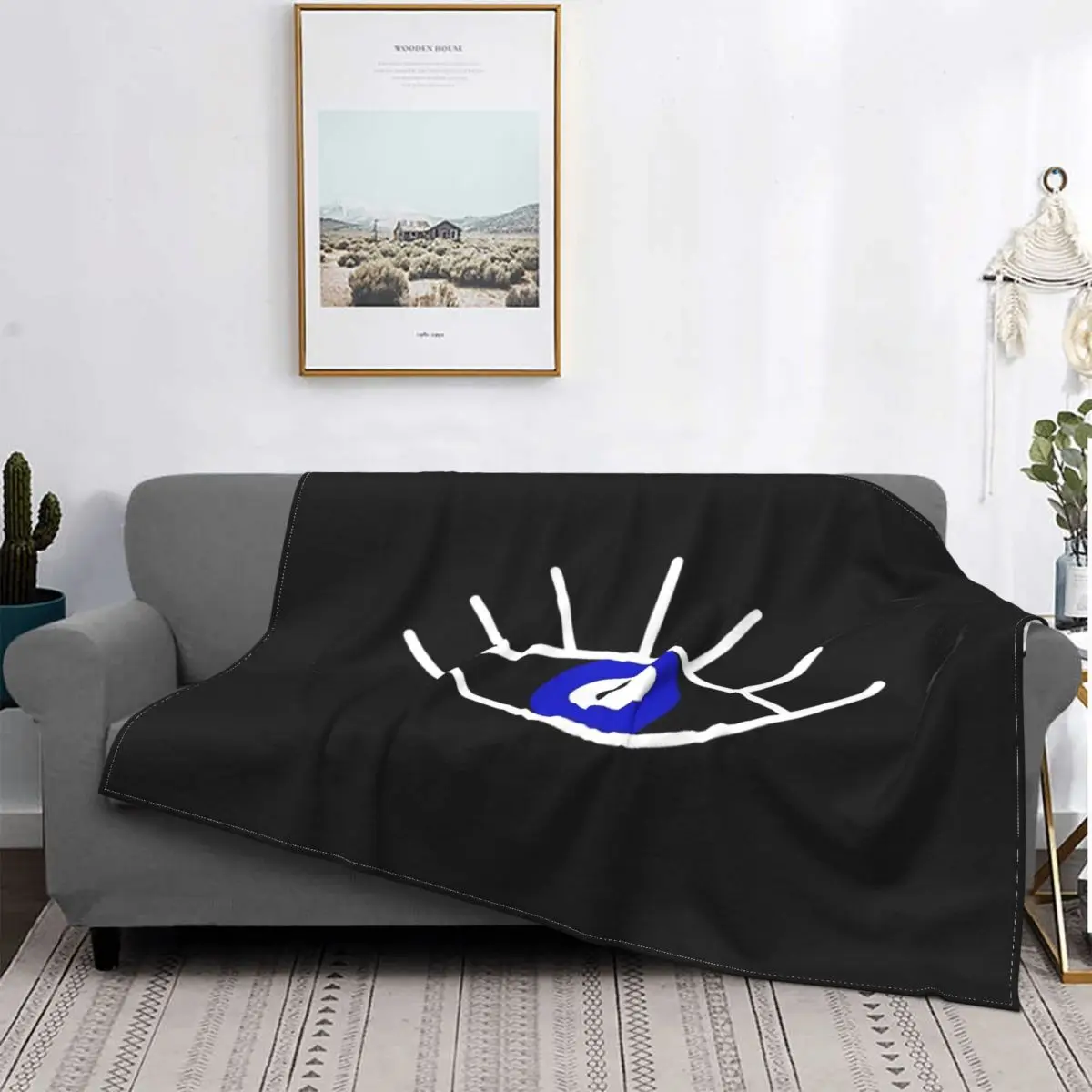 

Curse Eye Pattern Black Blankets Flannel Evil Eye Portable Throw Blankets for Bedding Outdoor Travel Office Bedspreads