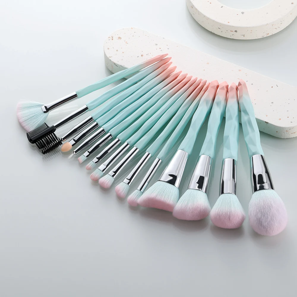 Makeup Brushes Tool Set Cosmetic Powder Eye Shadow Foundation Blush Blending Beauty Crystal Make Up Brush