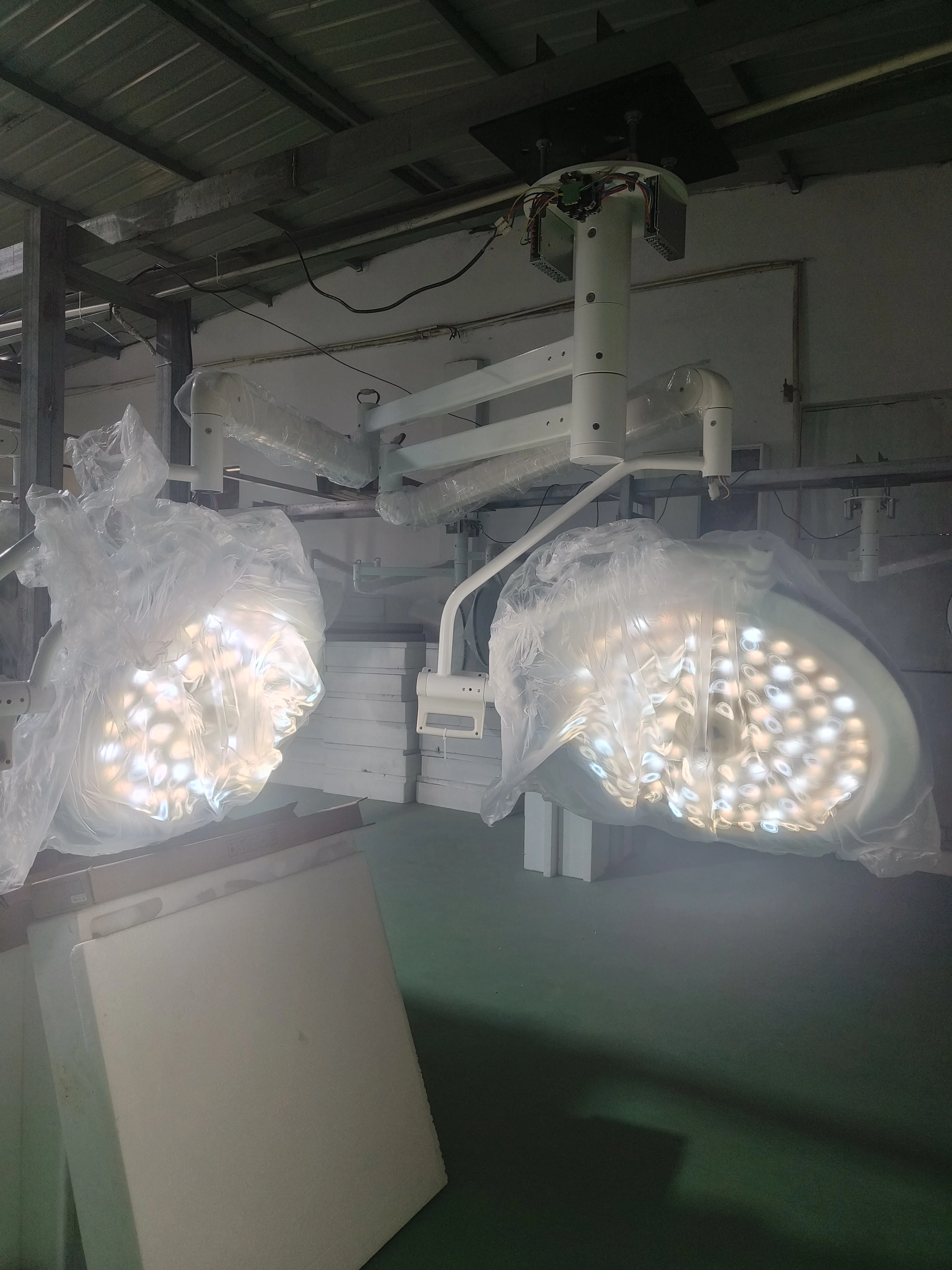 Холодная светодиодная Хирургическая Лампа искусственная кожа беззатеняющая