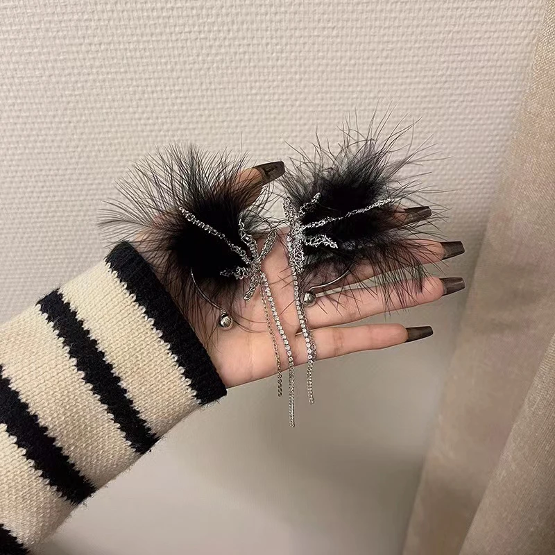 Модные не проколотые серьги клипсы для ушей богемные асимметричные с перьями и