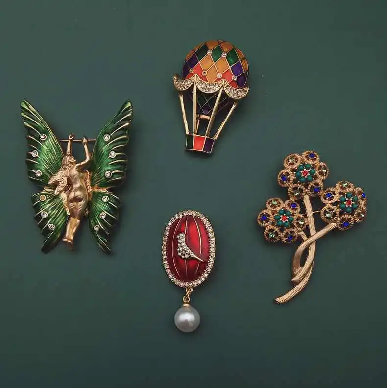 

Vintage Geometric Brooch Butterfly Bird Insect Drip Glaze Enamel Pin Niche Design Temperament Suit Coat Jewelry Accessories