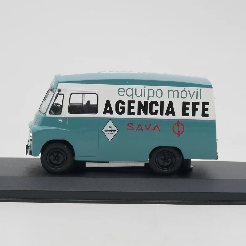 Фото Ixo 1:43 SAVA LDO-5 Agencia EFE 1963, литой под давлением автомобиль, металлические модели игрушечных транспортных средств №3