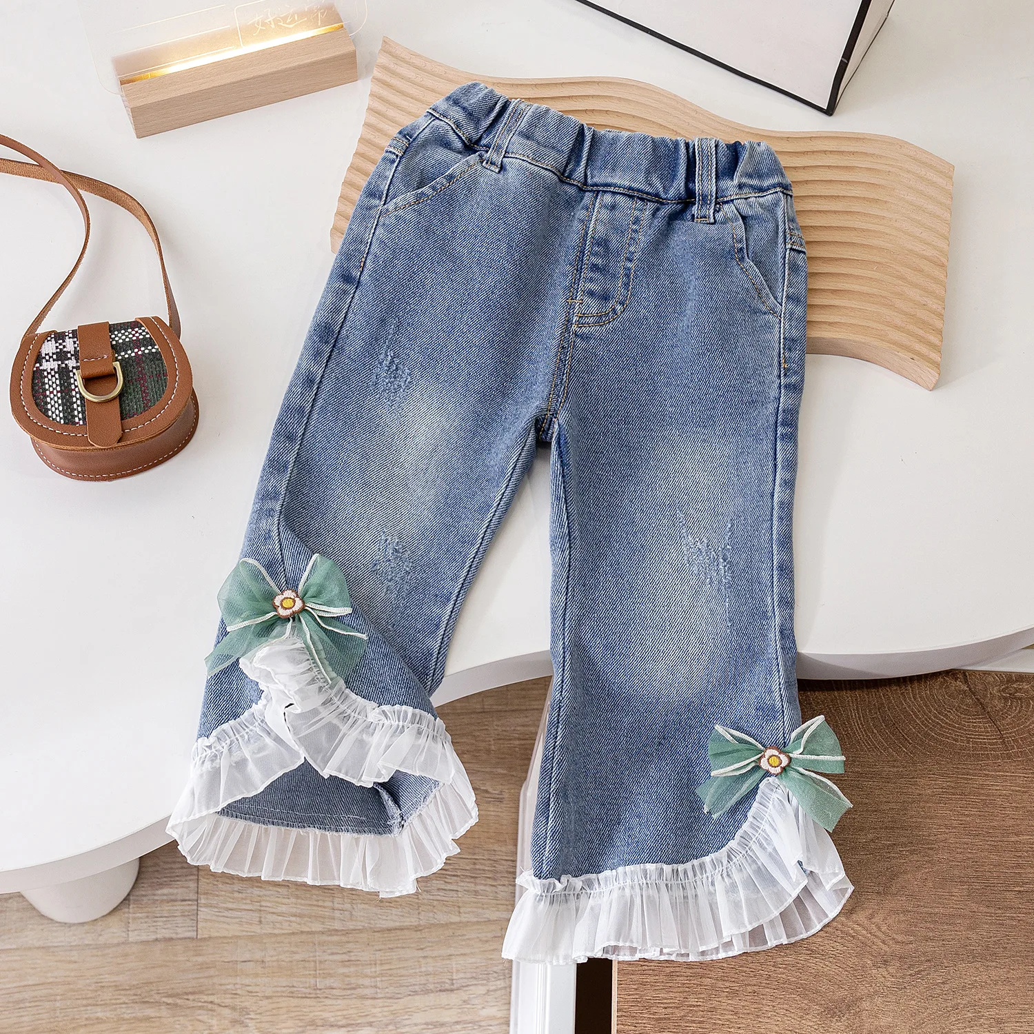 

Kids Jeans Bow Lace Bell Bottom Wide Leg Jeans Baby Girl Jeans Kids Clothes Baby Girls Pants Children Girls Clothes 2 To 6Years