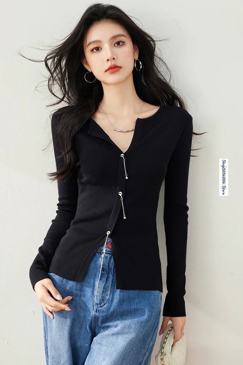 Черный тонкий вязаный свитер с v-образным вырезом и длинными рукавами женские