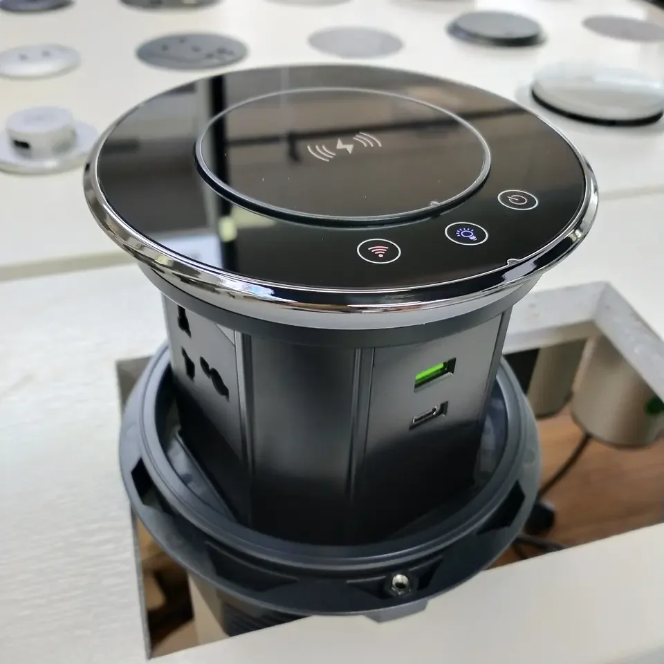 Фото TUYA IP65 16A Универсальная розетка для умного Wi-Fi Моторизованная выдвижная подъемная башня USB-C Розетка для беспроводной зарядки для домашнего офиса №3