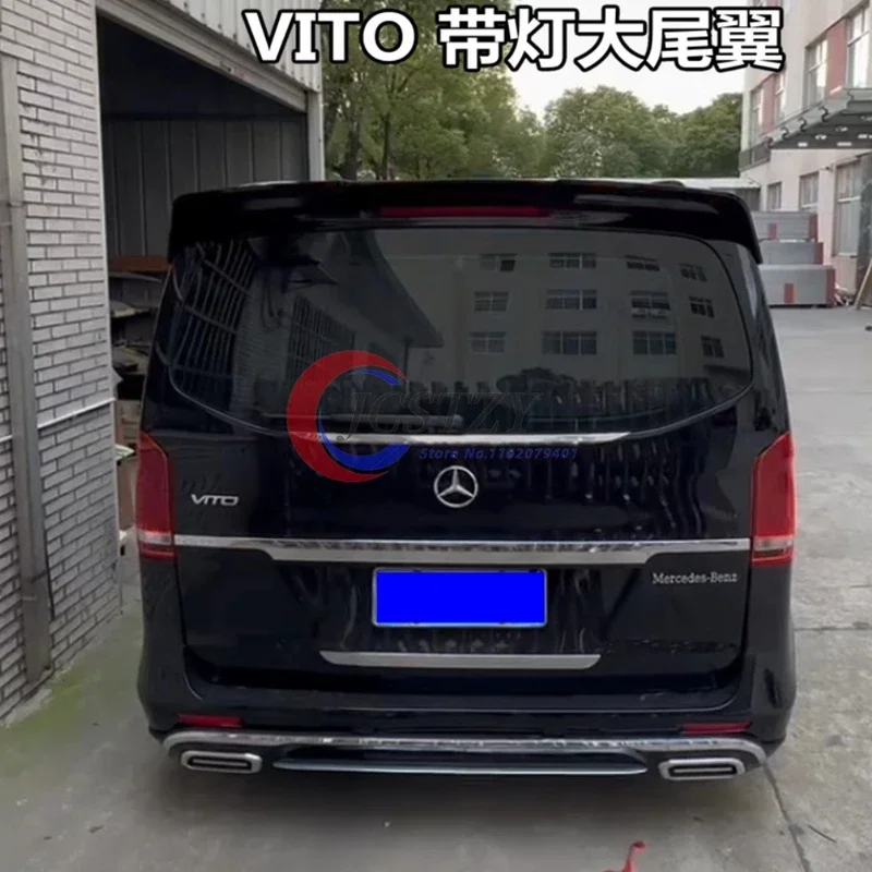 Фото Для Mercedes-Benz V-Class Vito V260 V260L: Задний спойлер (антикрыло) из ABS-пластика, черный, со светодиодной подсветкой, 2016-2023 гг. №4
