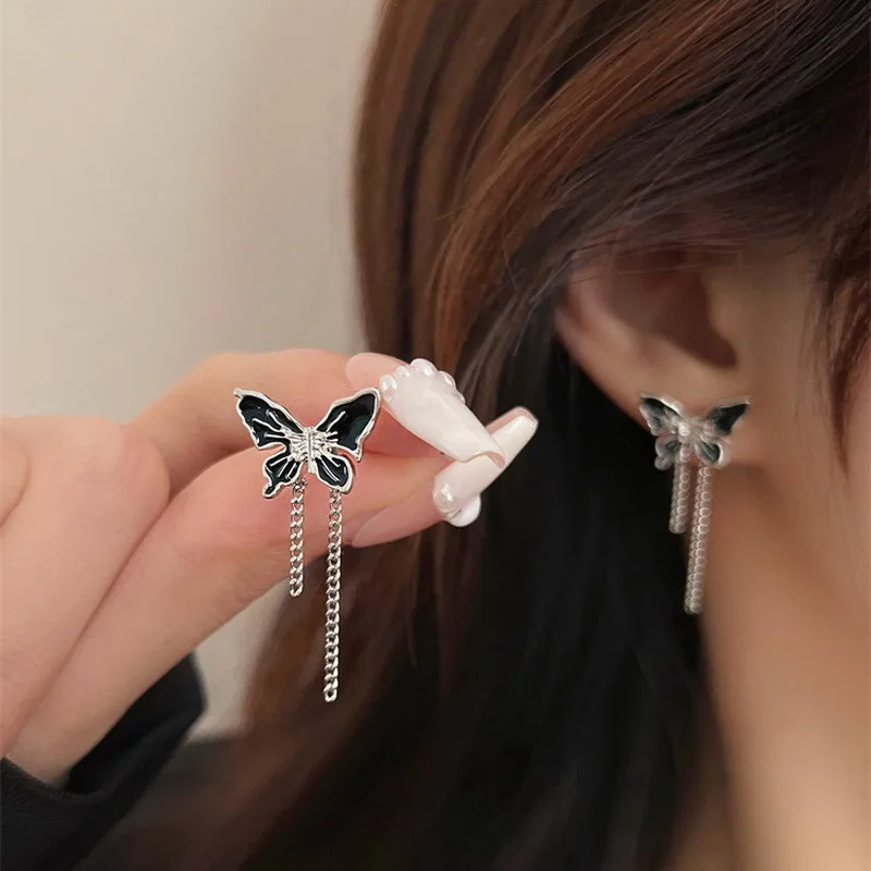 

Korean Black Enamel Butterfly Earrings For Women Vintage Elegance Tassel Ear Stud Ear Line Bridal Wedding Jewelry Noble Gifts "