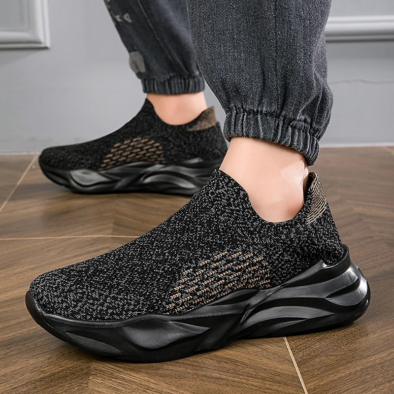 

Men Runing Shoes High Quality Outdoor Light Breathable Casual Couple Jogging Sport Shoes Male Sneakers