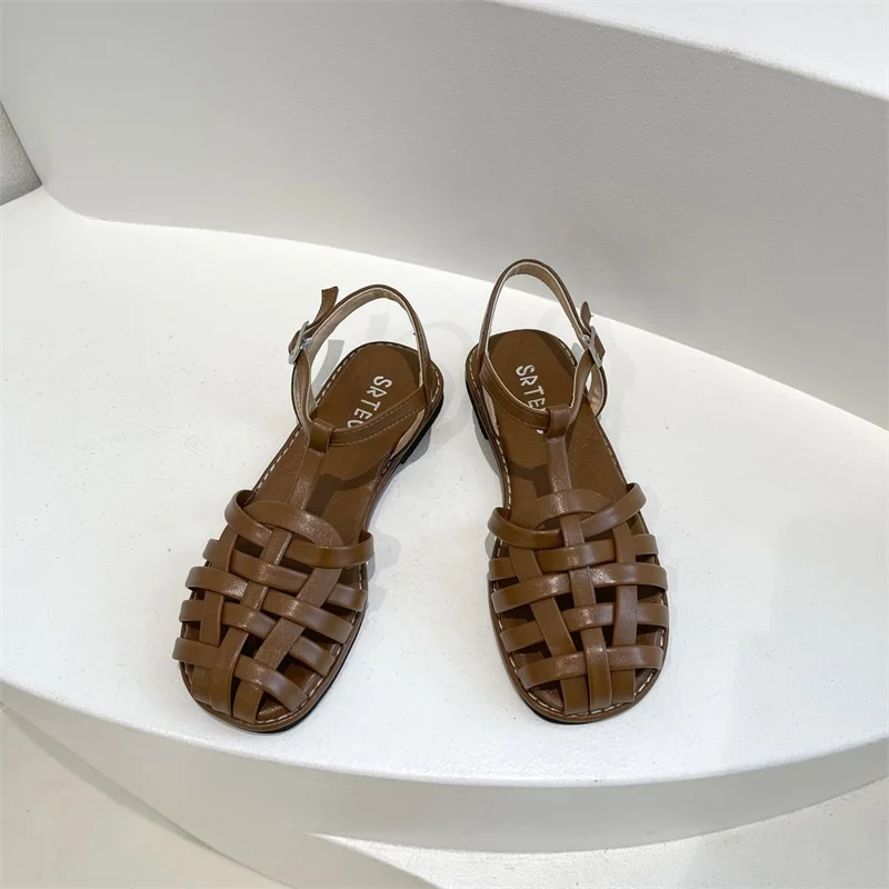 

Сандалии женские с закрытым носком, босоножки-гладиаторы с квадратным носком, плетеные универсальные туфли на плоской подошве, лето 2023