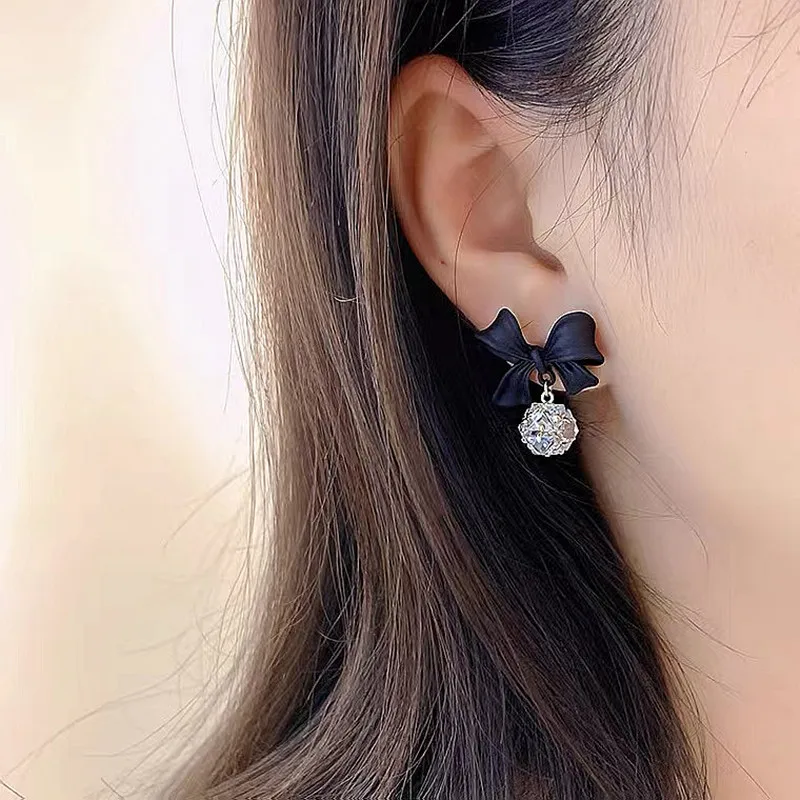 

Net Red Silver Needle Bowknot Zircon Small Ball Earrings Korean Small PopularDesign Earrings Simple Personality Fashion Earrings