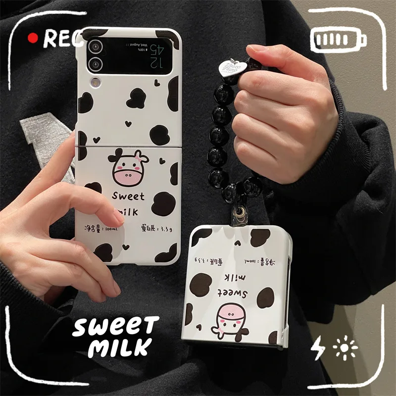 

Cartoon Cute Sweet Milk Cow Phone Case for Samsung Galaxy Z Flip 3 Z Flip 4 Hard PC Back Cover for ZFlip3 ZFlip4 Case Shell