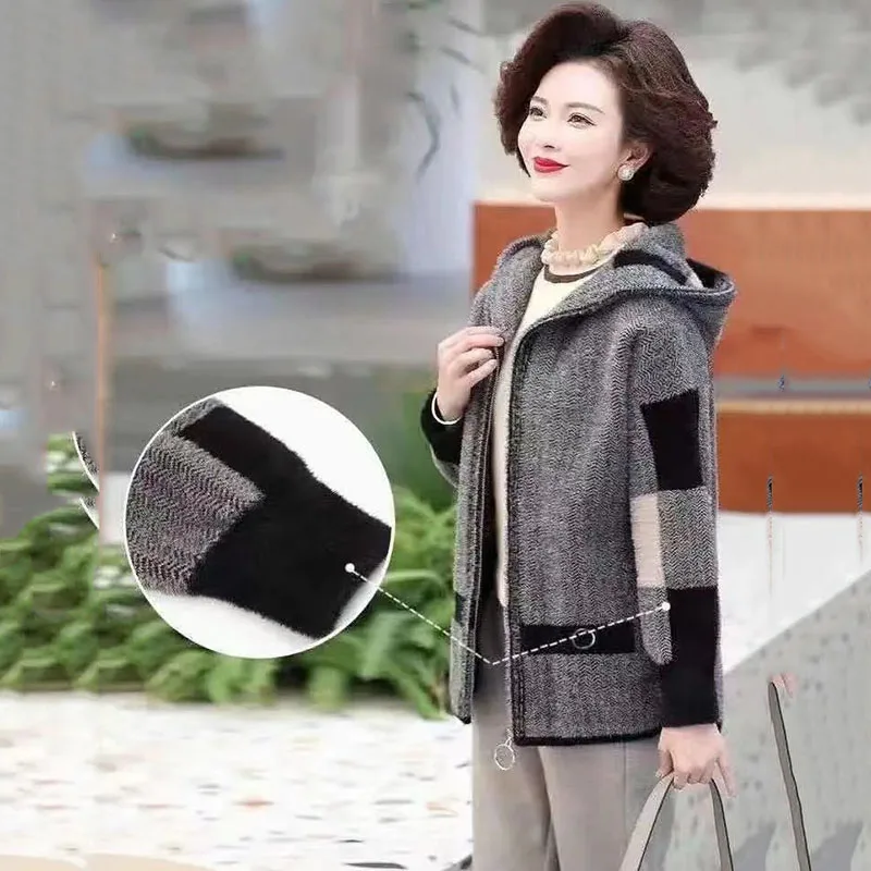 New 2022 Imitate Mink Fleece Women's Coat Middle-Aged Mother Short Winter Clothes Thick Hooded Loose  Ladies Jacket Top