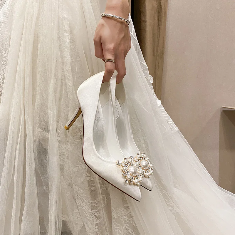 Женские атласные туфли на высоком каблуке 7 см | Обувь