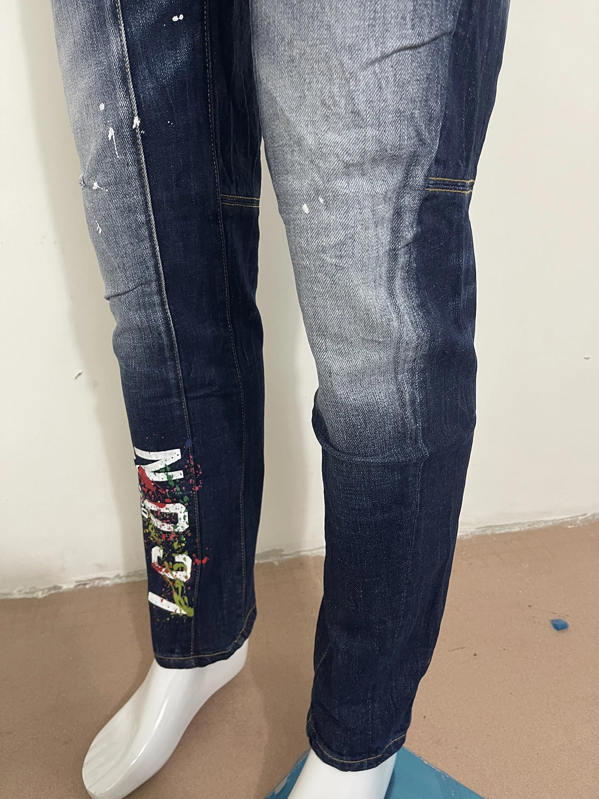 Spring 2023 new jeans men's D2 jeans slim-fitting micro-spring wash dark blue lettering tide tide stitching fashion A601
