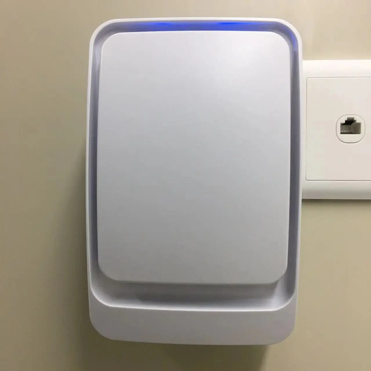 

Wall Plug-in Air Fresher Portable Mini Air Purifier Home