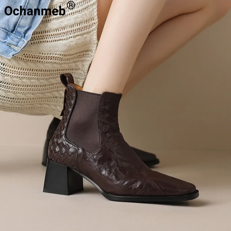 

Женские сапоги Ochanmeb из мятой овечьей шкуры, короткие сапоги Челси на блочном каблуке, зимние женские коричневые сапоги с квадратным носком, обувь для зрелой осени