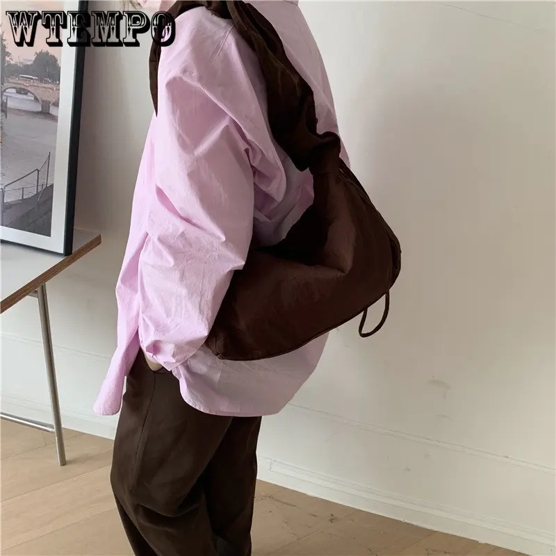 Solid Color Wrinkle Hobos Nylon Totes Shoulder Bags for Women Personalized Pleated Drawstring Lady Bag Female Commuter Handbag