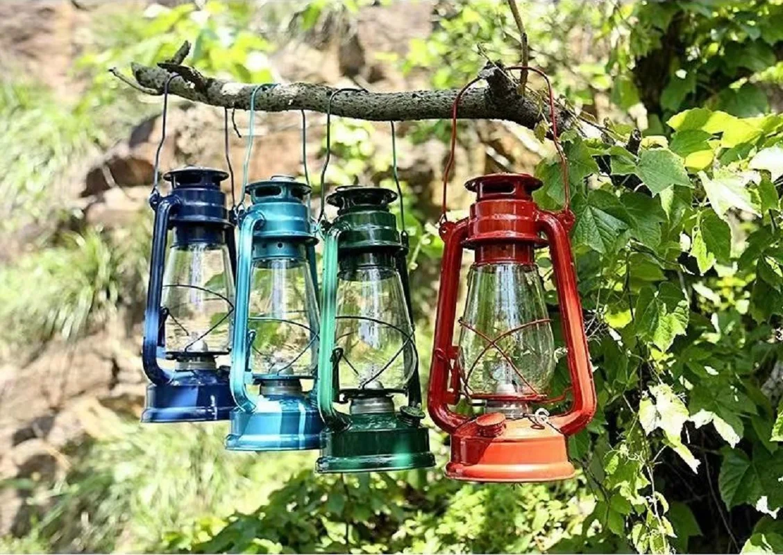 

19cm Retro Outdoor Camping Kerosene Lamp Oil Light Lantern Style Decor Multifunction Iron Camping Lamp Mediterranean Style Decor