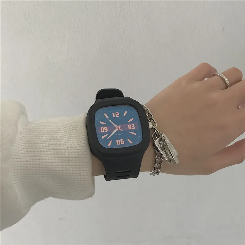 

Sport Watches Classic Casual Quartz Dial Rubber Strap Band Square Clock Fashionable Wrist Watches for Women Men