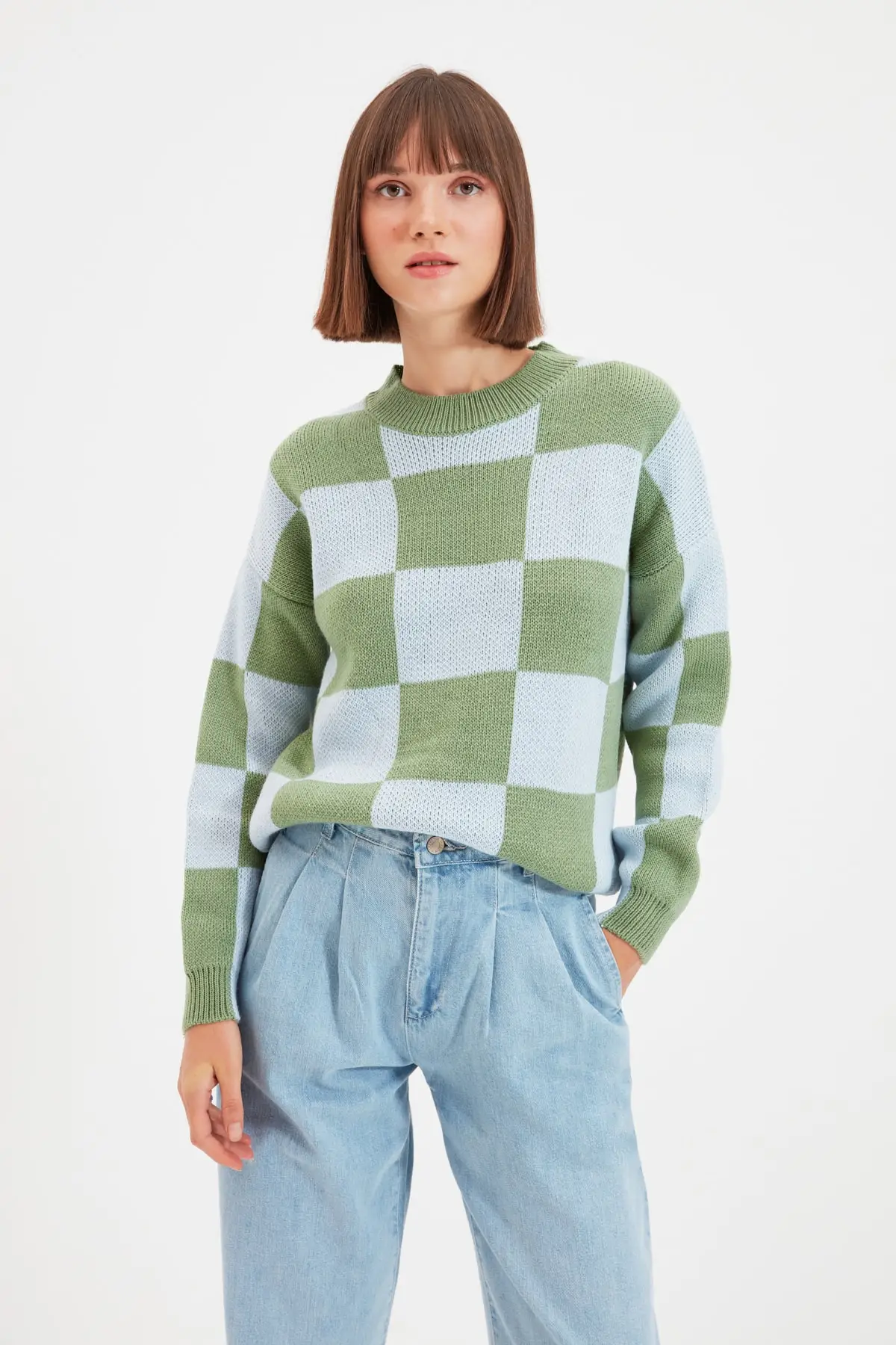 

Trendyol With Color Block Knitwear Sweater TWOAW22KZ0992