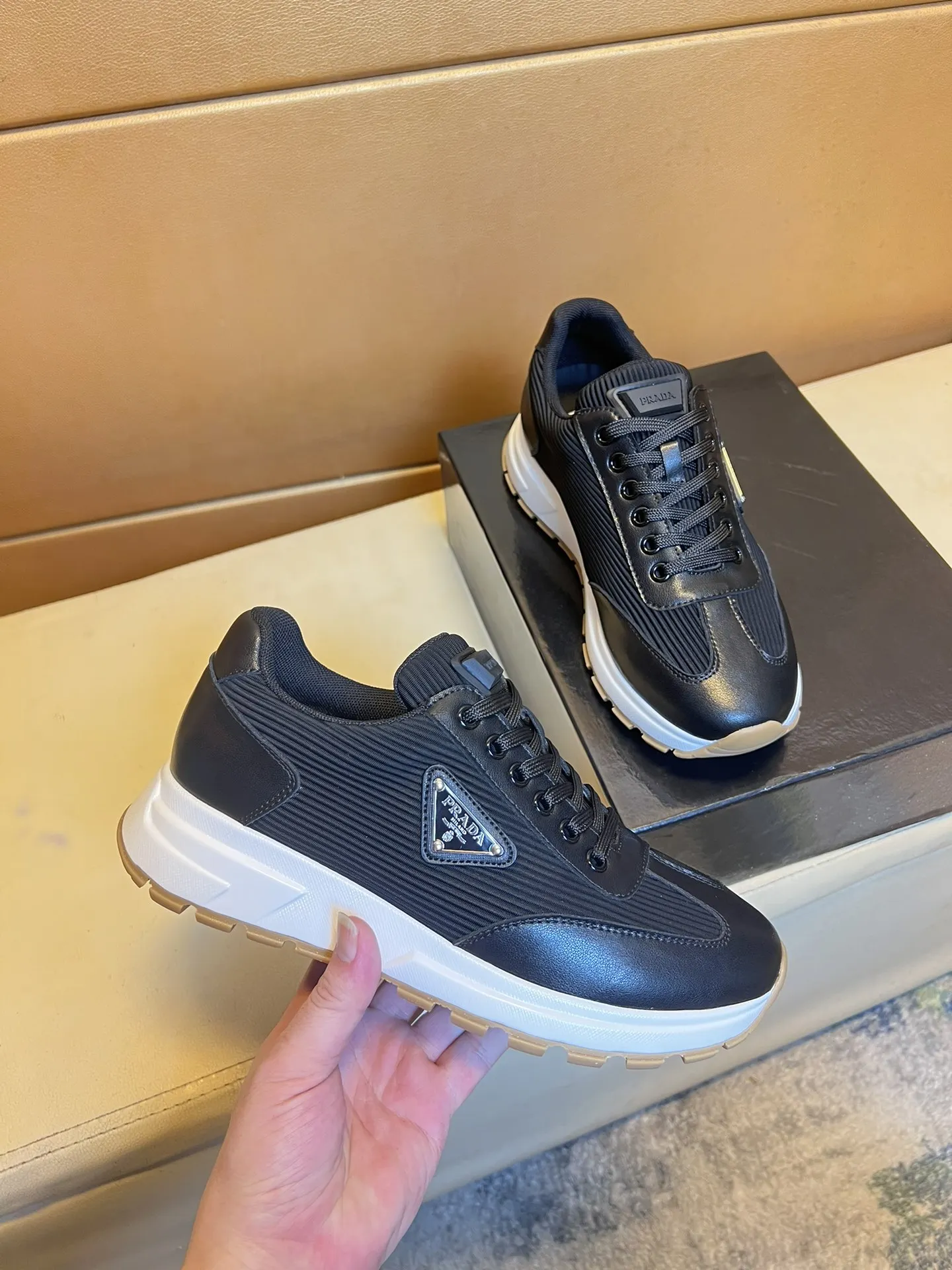 Кроссовки PRADA Повседневная обувь дышащий Износостойкий Сейсмостойкий кроссовки