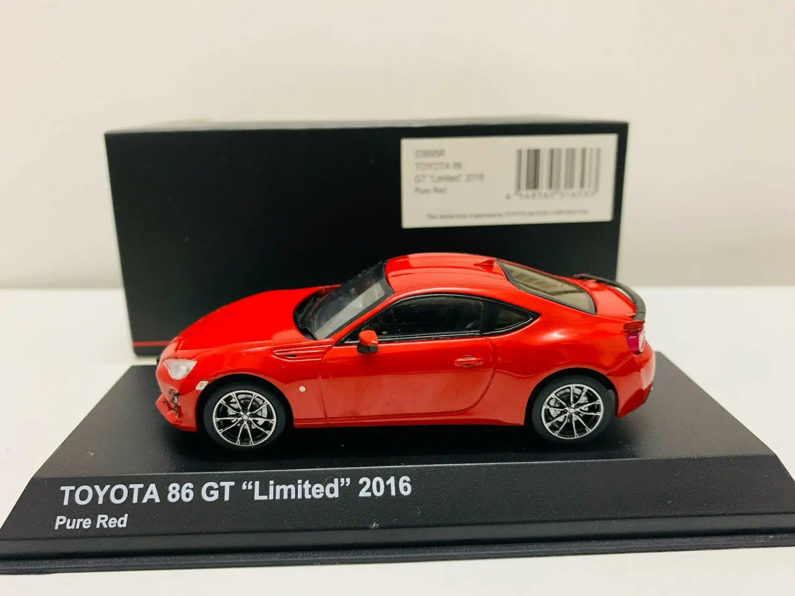 

Kyosho Toyota 86 GT Limited 2016 Pure Red 1:43 Scale Die-Cast Model Car New in Box