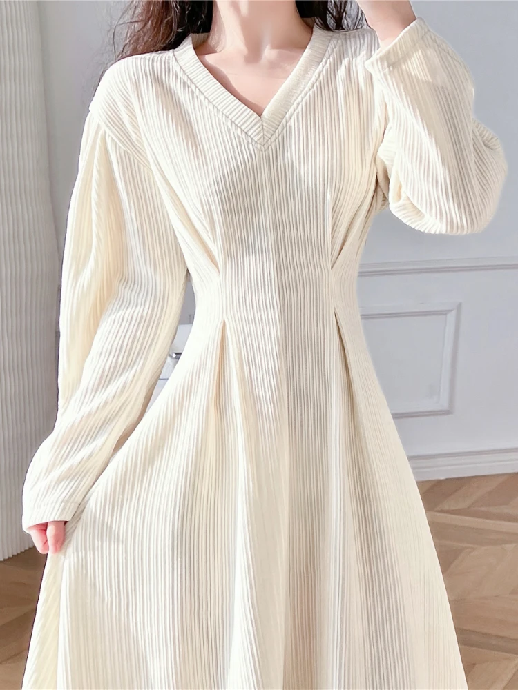 

Женское платье в стиле Хепберн, белое платье во французском стиле с V-образным вырезом, облегающий пуловер в винтажном стиле богини, Y2k, осень, новинка, Y2k