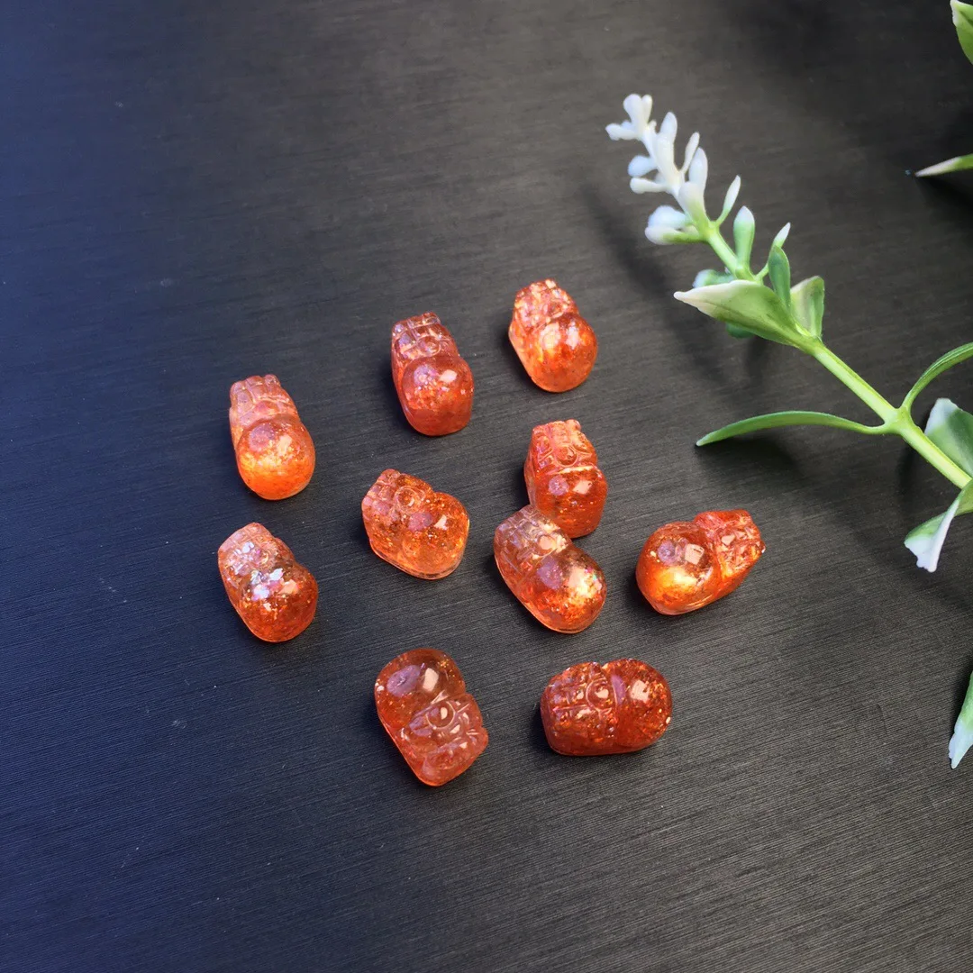 

1 Pc Fengbaowu Natural Gold Sunstone Pixiu Mythical Wild Animal Pixiu Crystal Carved Animal Figurine Gift Fashion Jewelry Women