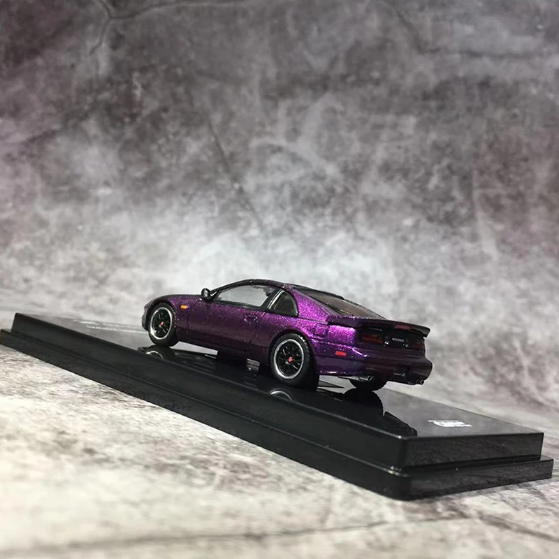 Модель автомобиля INNO 1:64 FAIRLADY Z (Z32) литье под давлением из сплава темно-фиолетовый