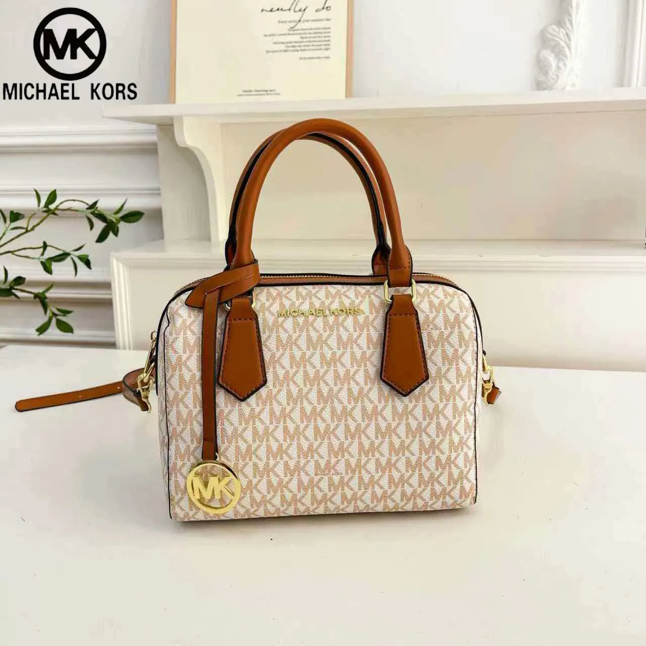 Женская сумка через плечо Michael Kors, стильная и повседневная, с классическим принтом MK, мини-сумка для девушек, дорожная сумка, новинка 2026 года для женщин (art.: 3920dbb1dafe2) - 3920dbb1dafe2