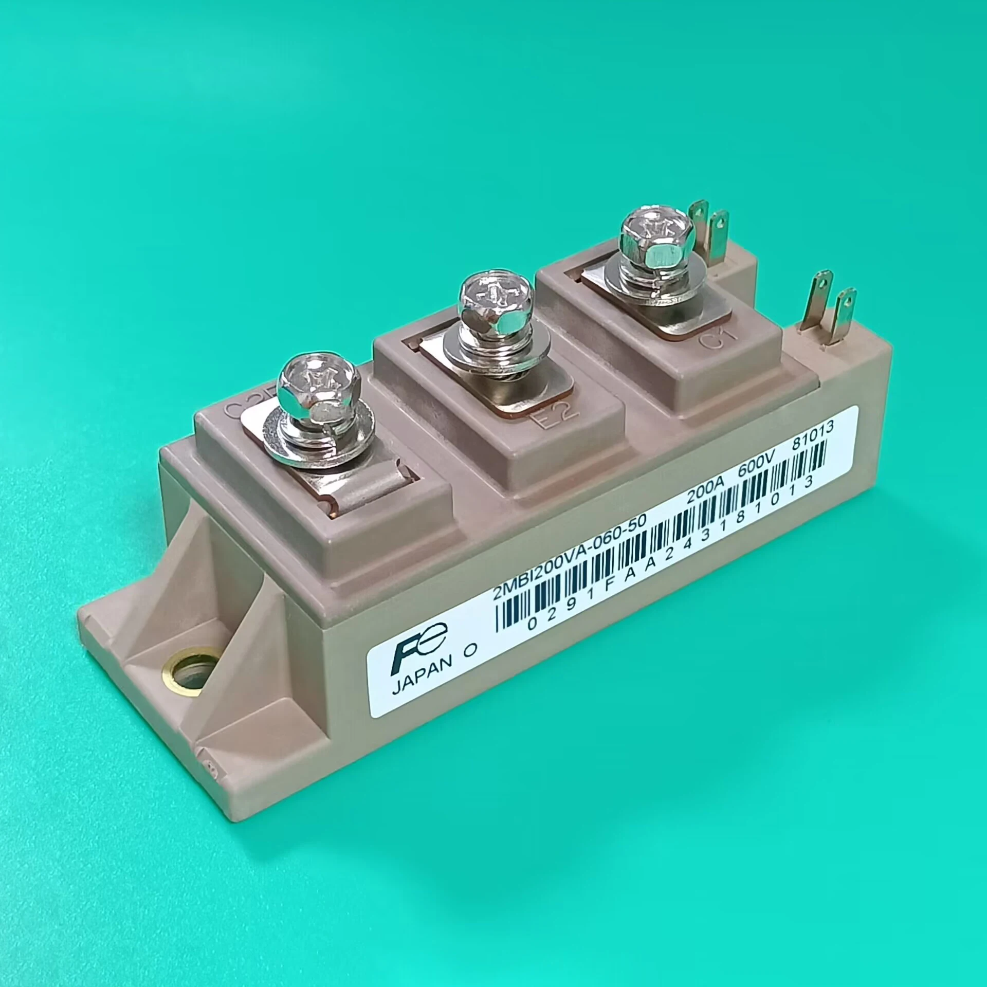2MBI200VA-060-50 IGBT 2MBI200 VA-060-50 модуль 200A 600V 2MBI200VA06050 2MBI200-VA-060-50 2MBI 200VA-060-50 2MBI200VA060-50 2MBI
