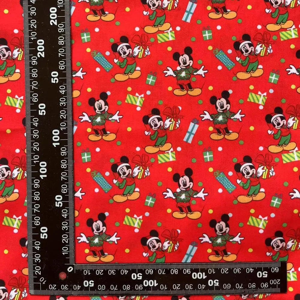 Фото Рождественская ткань disney, 140x50 см, мультяшная хлопковая ткань, Лоскутная Ткань, детский домашний текстиль, шитье для кукольного платья, занавеска из полиэстера №4