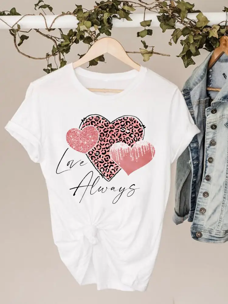 

Футболка женская летняя с леопардовым принтом и коротким рукавом