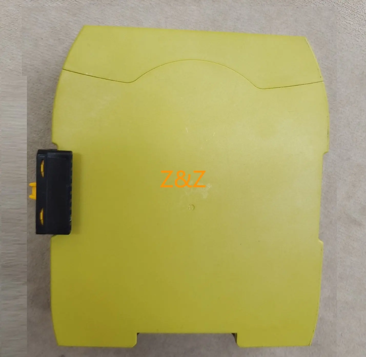 

1 Piece Original New Safety Relays 772138 772137