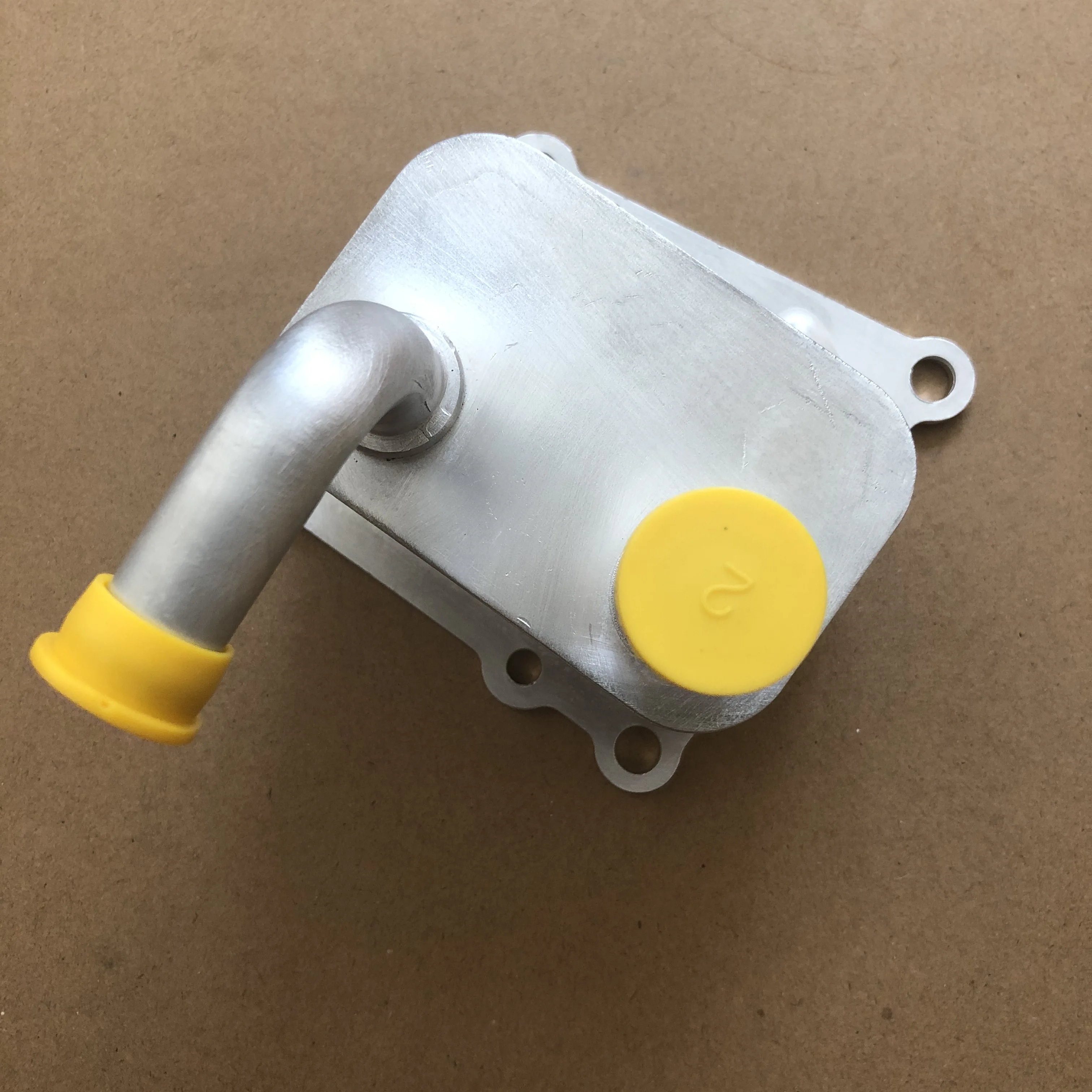 

New Engine Oil Cooler For Ford Focus C-Max Focus MK2 Transit Connect 1.8 TDCI 2M5Q6B624B