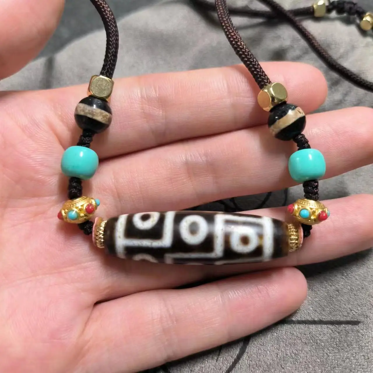 1pcs/lot pure natural nine eyes old agate Dzi Beads necklace line pharmacist turquoise manual braided rope designer style amulet