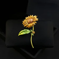 retro three dimensional flower sunflower brooch high end women suit accessories elegance and creativity pin corsage jewelry pins