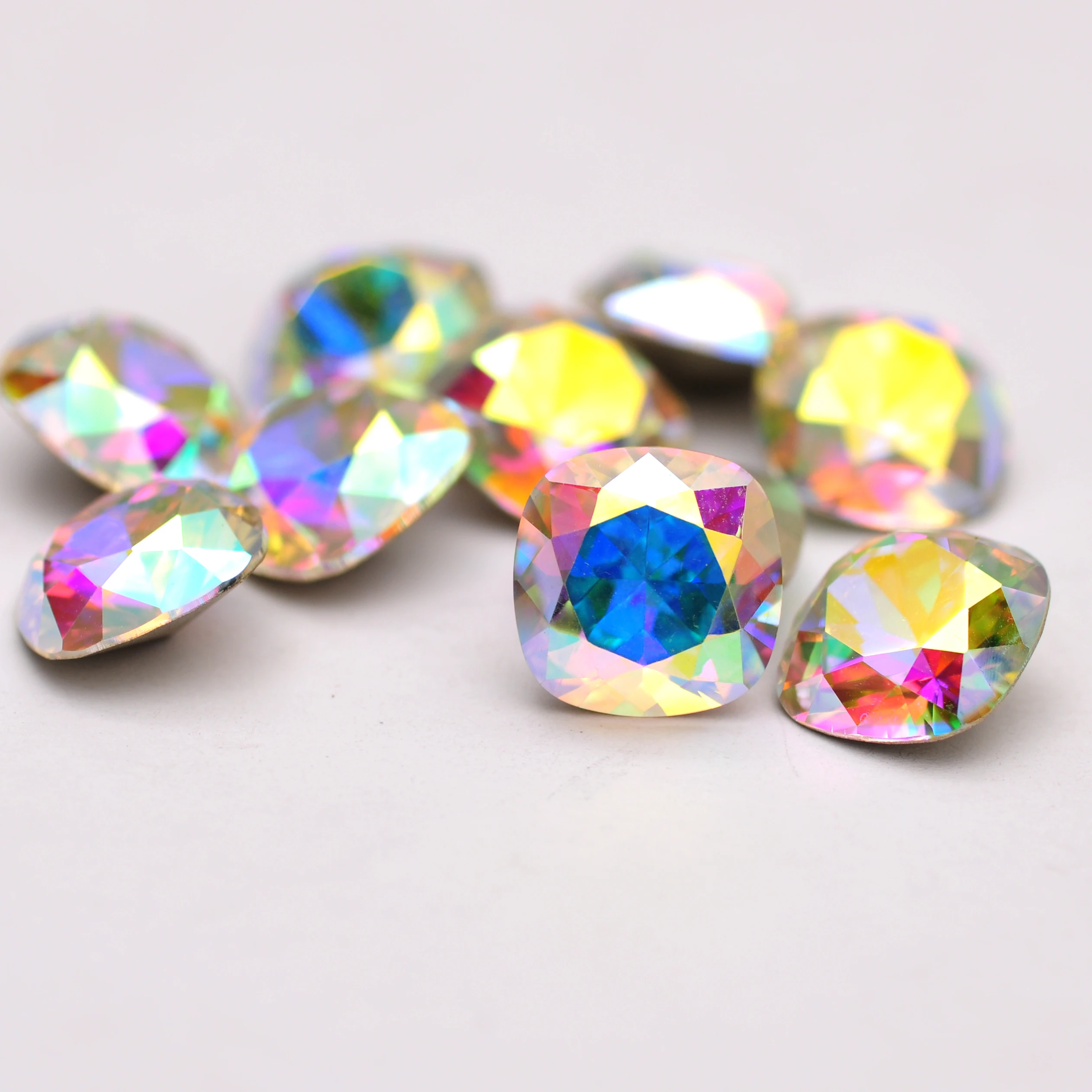 

Кристалл AB Подушка нарезка аксессуары для ногтей кристалл разные размеры Блестящие Стеклянные Подвески Стразы для украшения своими руками