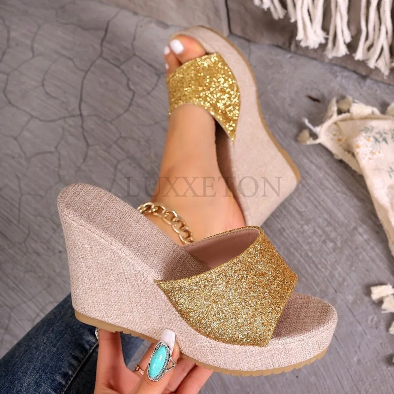 Шлепанцы женские на танкетке повседневные туфли высоком каблуке роскошные