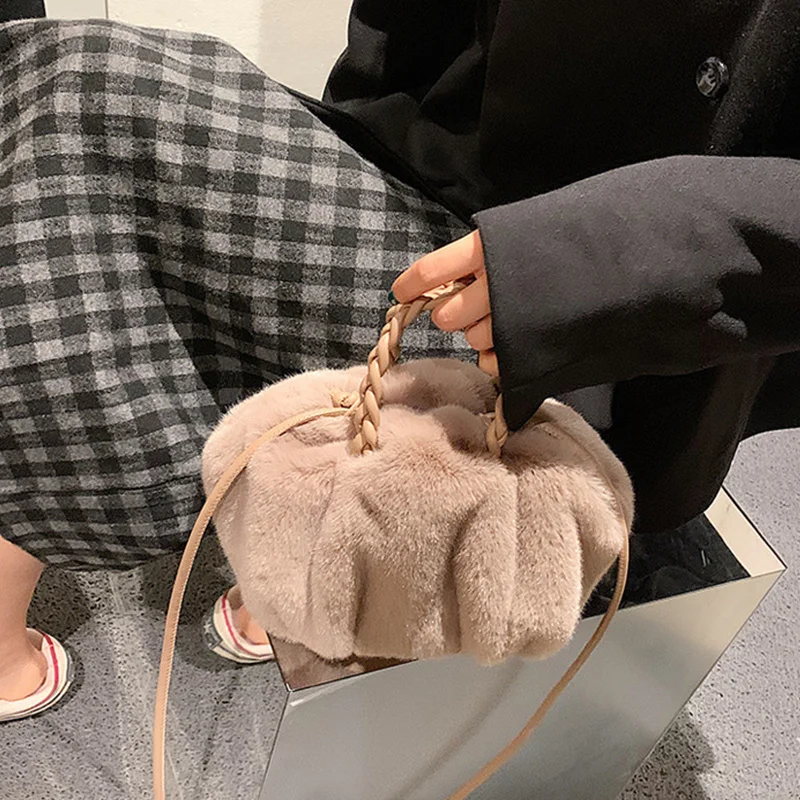 

Faux Rabbit Fur Large Tote Handbags For Women Plush Drawstring Pumpkin Shoulder Bags Fall Winter Female Crossbody Bag Shopper