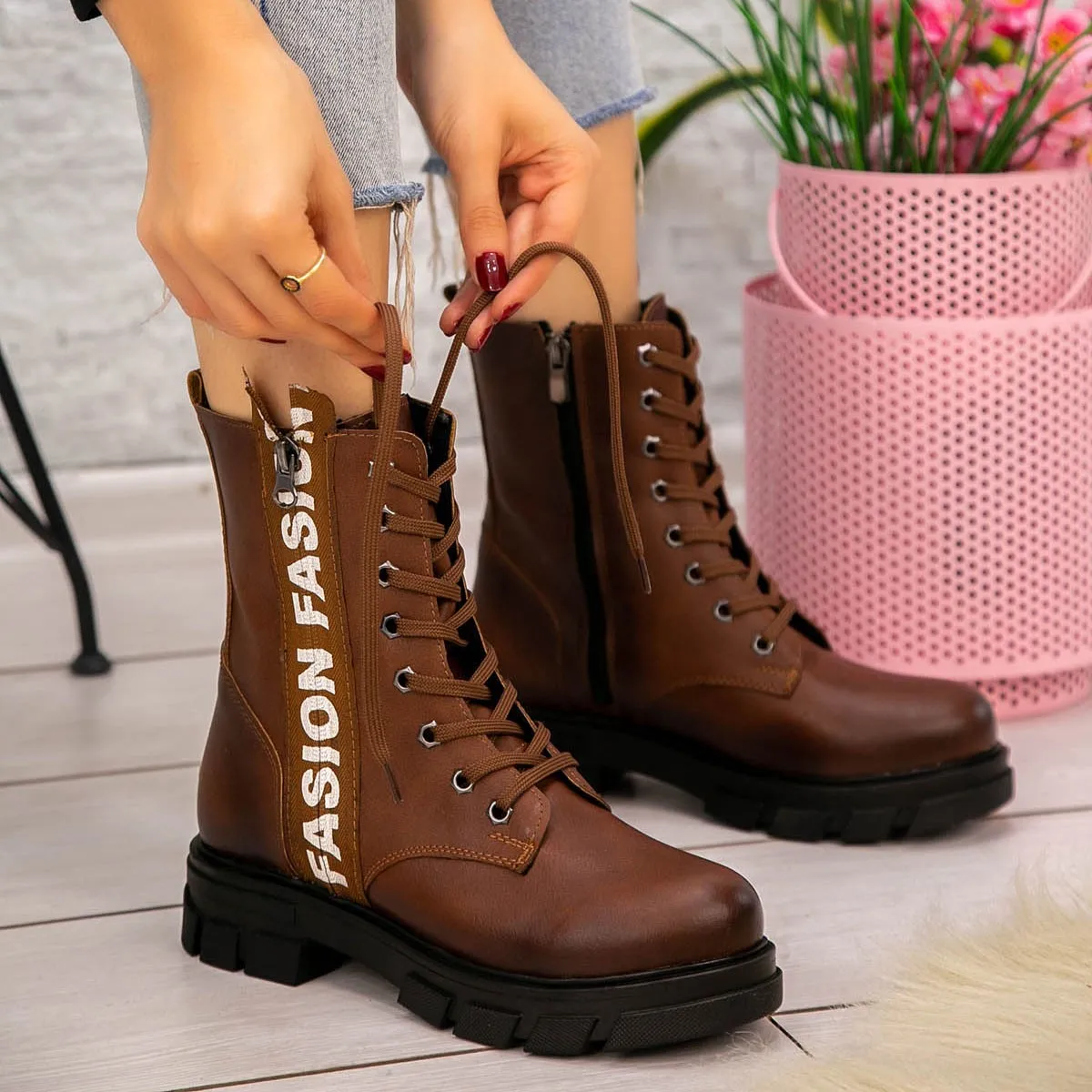 

Tonar Mike Tan Skin Lace-Up Women Boots New Season Zipper Winter Casual and Stylish