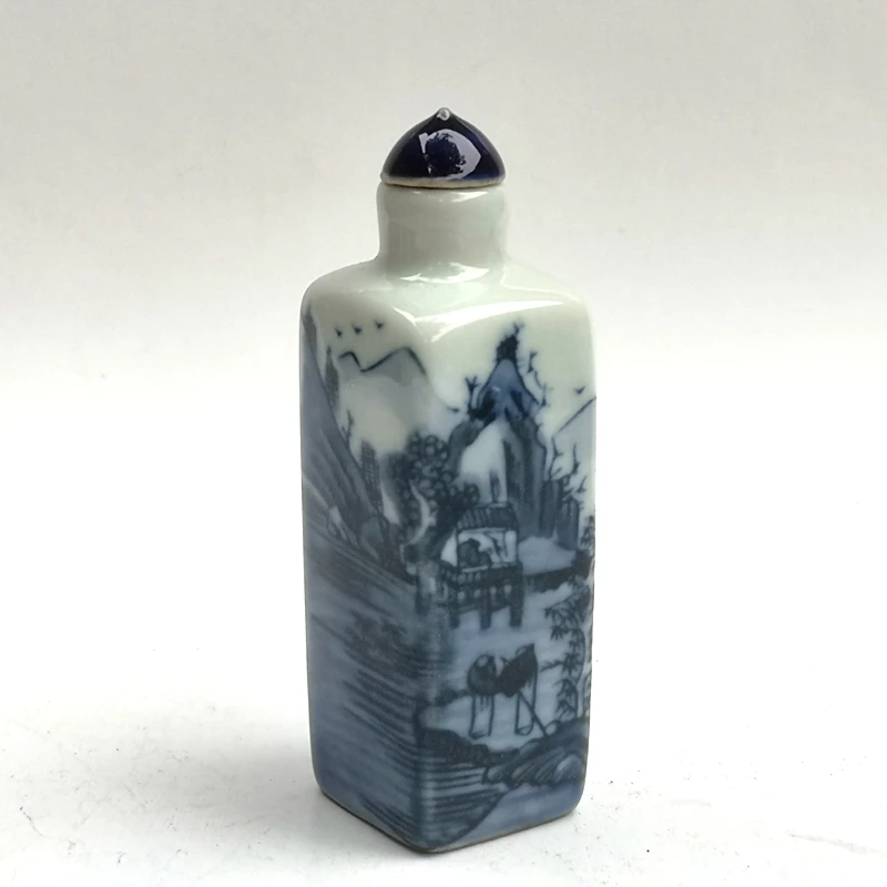

YIZHU CULTUER ART Collection Trinket China Old Blue and White Porcelain Mountain Water Snuff Bottles