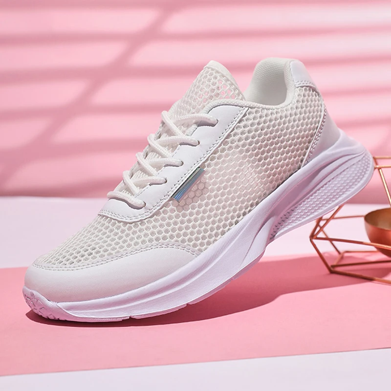 Breathable Women Casual Shoes Lightweight Women's Sports Shoes Non-slip Female Sneakers Soft Outdoor Tennis Free Shipping 35-41