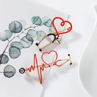 new hot sale medical medicine brooch pin stethoscope electrocardiogram heart shaped pin nurse doctor backpack lapel jewelry