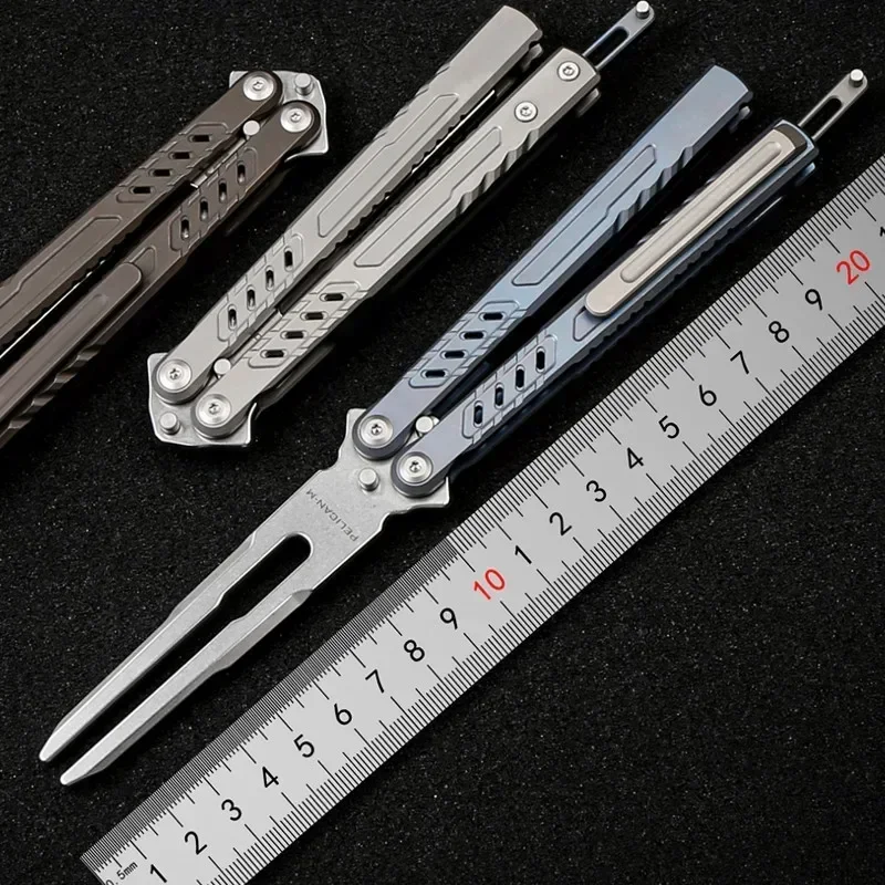 Фото Maxace Pelican-M Balisong Trainer TC4 Титановая ручка канала M390 Live Blade 440C Камертон Ручной инструмент EDC Нож-бабочка №1