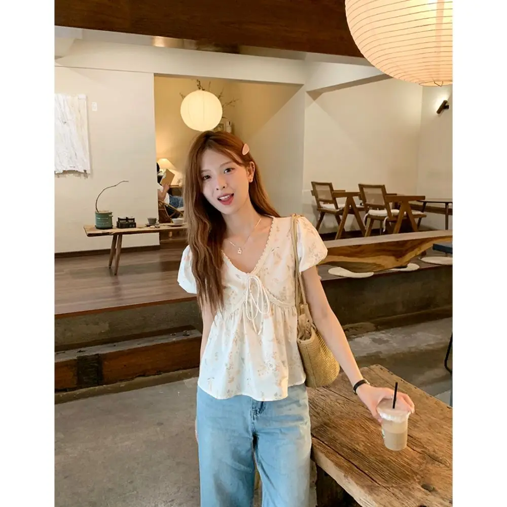 Льняная кружевная рубашка с цветочным принтом