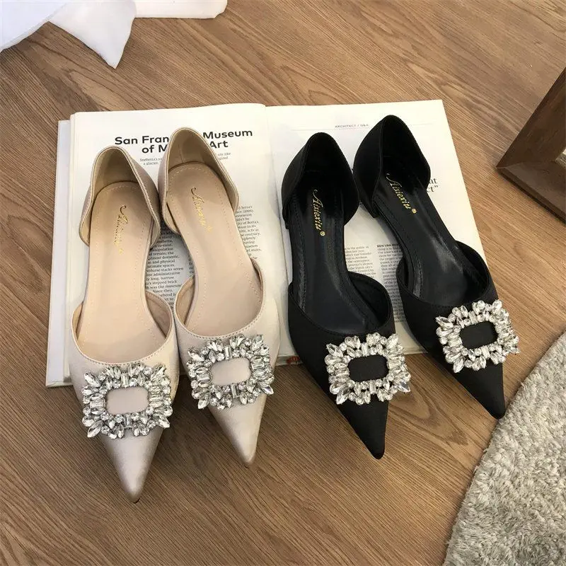 

Rhinestone square buckle elegant pointed shoes women's shoes 2022 spring and summer new shallow mouth flat shoes hollow sandals
