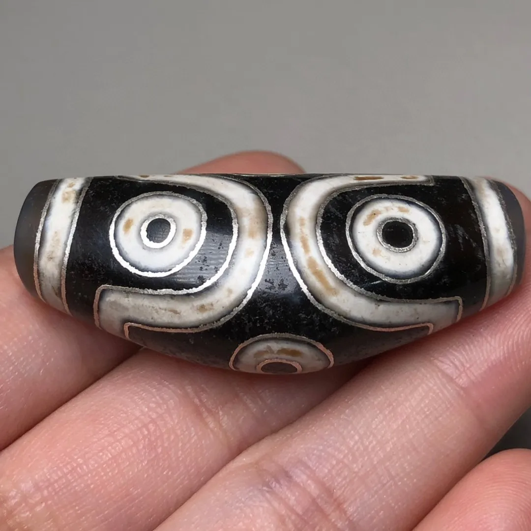 Тибетский черно-белый рог типа шестиглазы Дзи Чран агатовое ожерелье