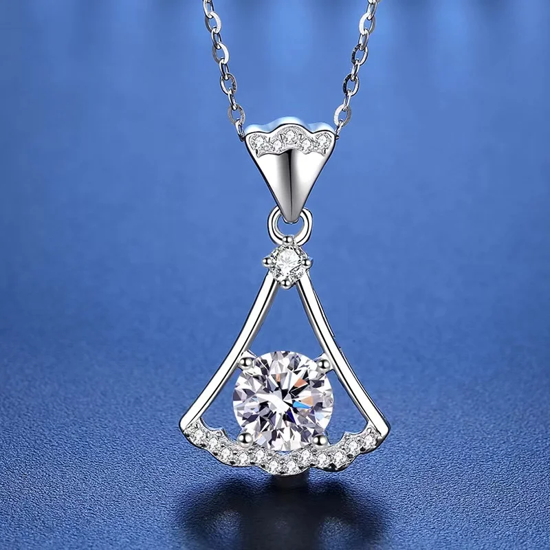 

Trendy 925 Sterling Silver 1ct D Color VVS1 Moissanite Dress Necklace for Women Plated White Gold Gra Diamond Necklaces Gift